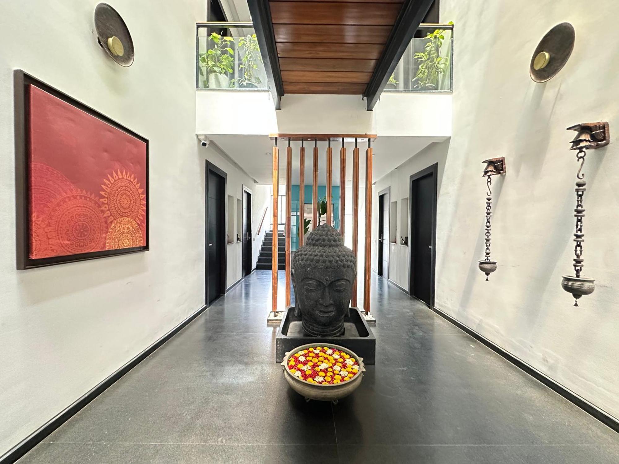 Aura Corporate Suites Bangalore Bagian luar foto